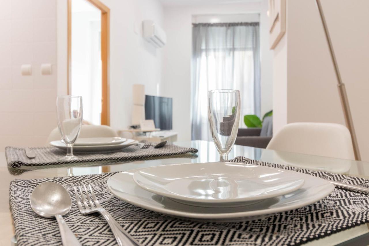 Alc - Apartamento Centrico En Calle Mayor Alicante Bagian luar foto