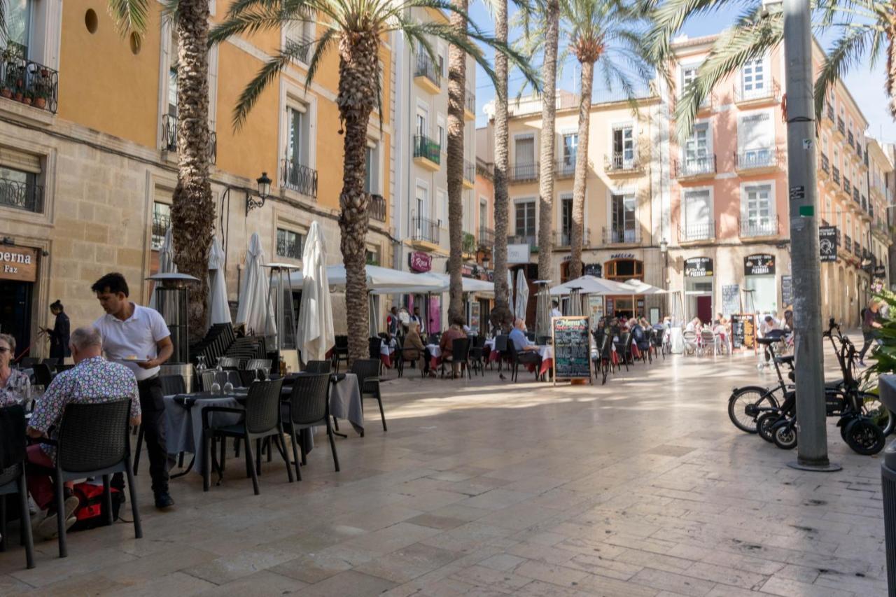 Alc - Apartamento Centrico En Calle Mayor Alicante Bagian luar foto